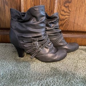 Grey strapped booties
